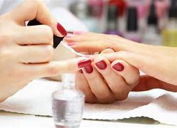 Nghề Làm Nail Có Độc Hại Không